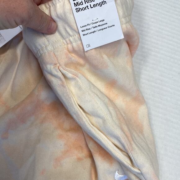 NWT Nike Loose fit mid rise short length size XXL (b18) - Picture 6 of 7